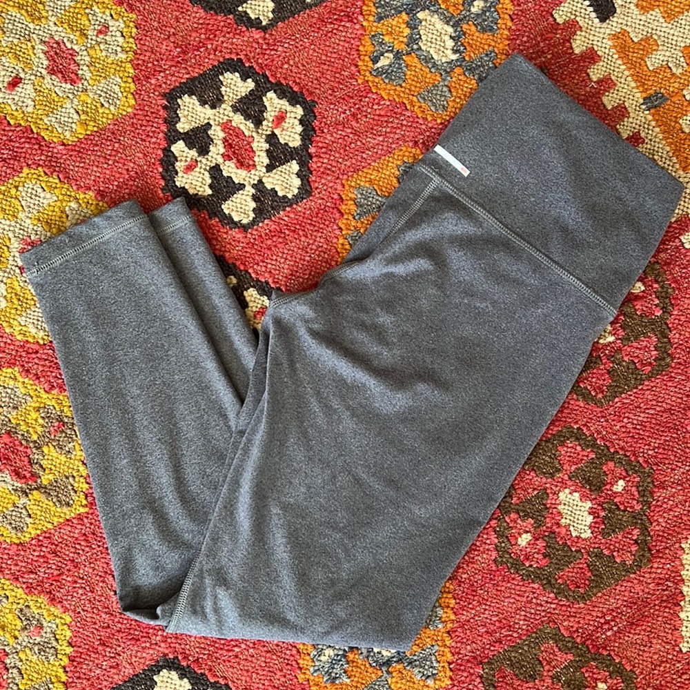 Never Worn Women’s Aerie Leggings High Waisted Gray Medium